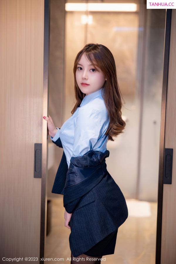 豆瓣酱  [XiuRen]高清写真图 2023.01.30 No.6190 豆瓣酱 制服美臀第39张图片
